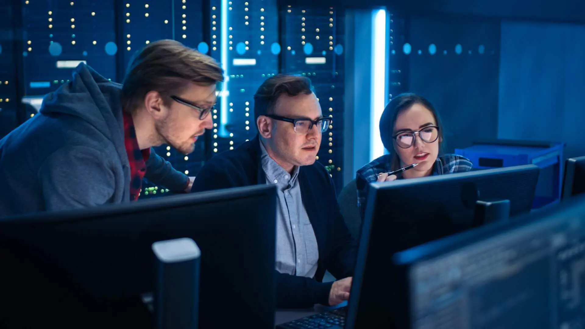 Cybersecurity learning lab with a network map, a learning path and practical topics